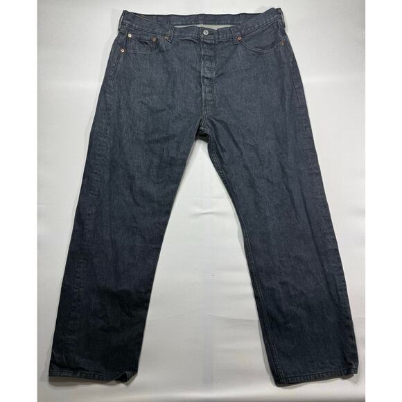 Levi's 501 Men's Straight Leg Button Fly Blue Denim Jeans - Size 42x32 (41x30.5) - Picture 1 of 5